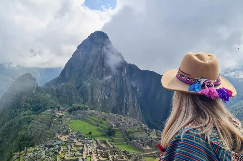 Sobre Machu Picchu desde Costa Rica